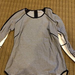 Lulu lemon Long Sleeve Top